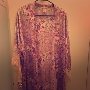 Victoria’s Secret Satin Kimono